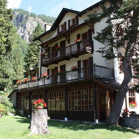 Hotel Hermitage Evolène المظهر الخارجي الصورة